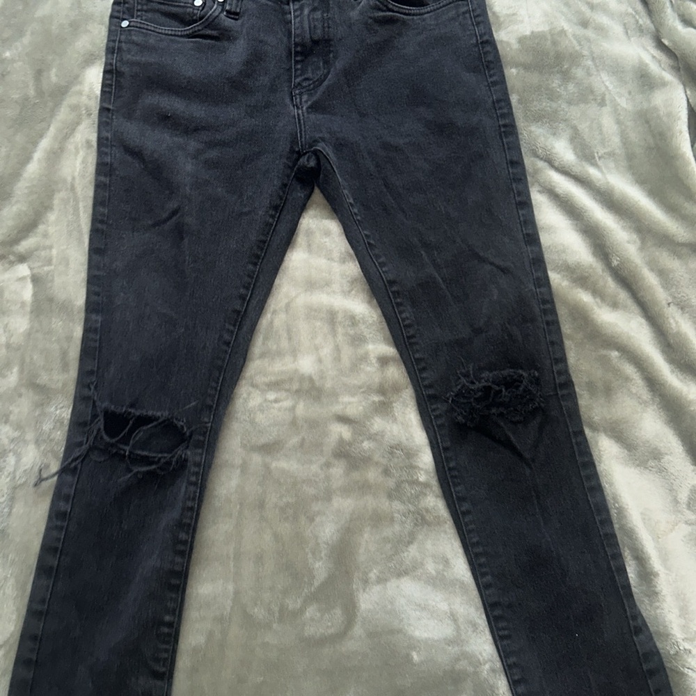 Black Distressed Jeans